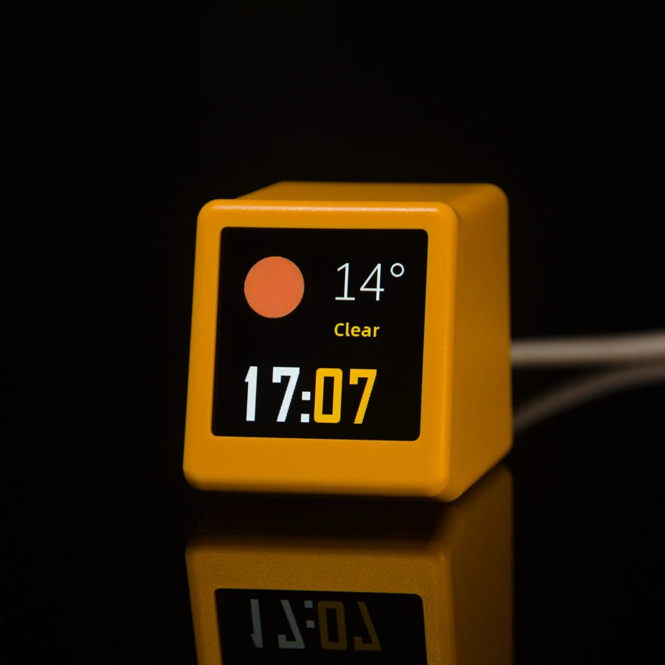 Smart Screen "GeekMagic" — Relógio, Clima e GIFs Animados (WiFi Desktop Station)